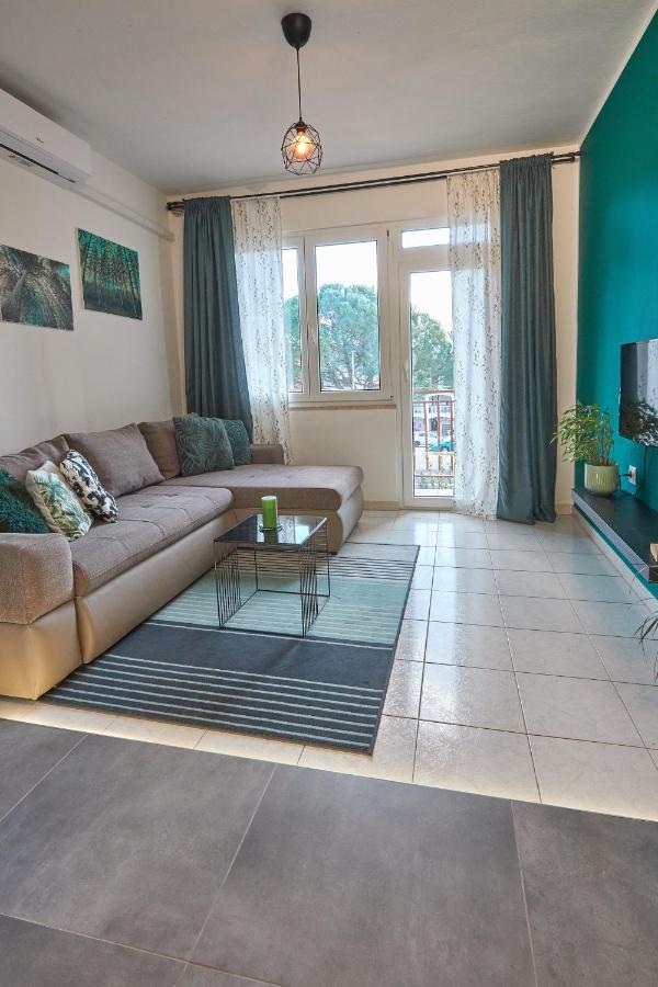 Apartment Green *