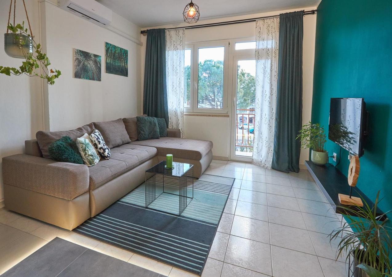 Apartment Apartment Green